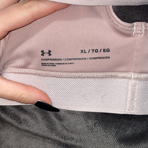 🦋Pink Under Armour Compression bra! - Picture 5 of 7